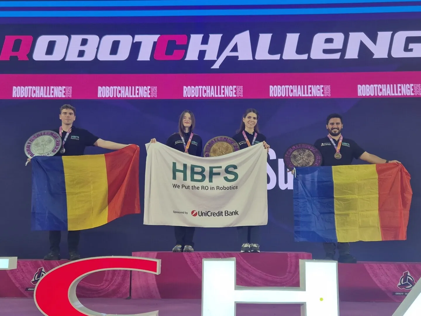 România strălucește la RobotChallenge 2025: Echipa HBFS Robotics revine acasă cu cinci medalii