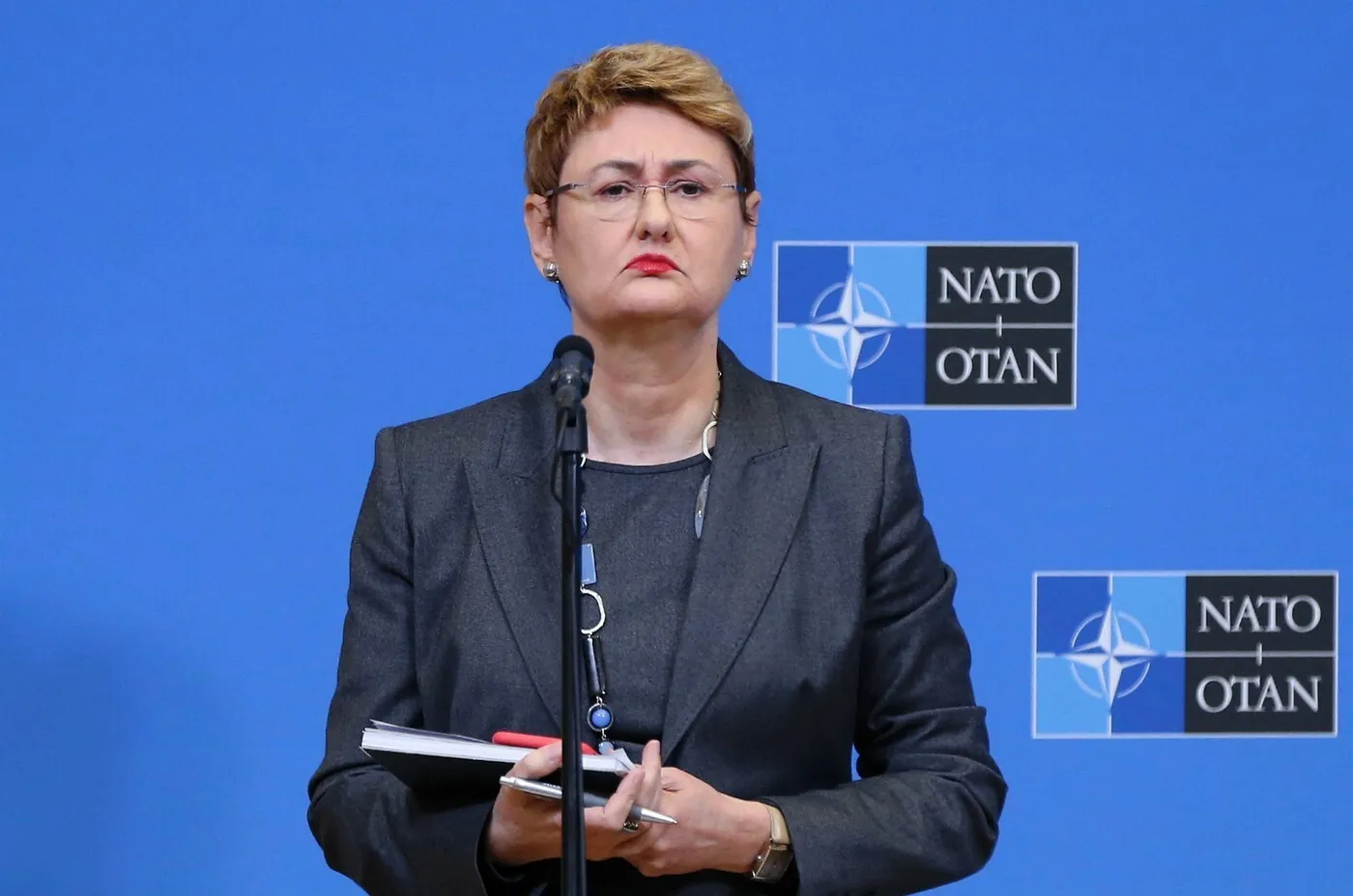 Este România pregătită pentru un atac cu drone? Avertismentul Oanei Lungescu, fost purtător de cuvând a NATO: 'Putin nu se oprește dacă nu este oprit'