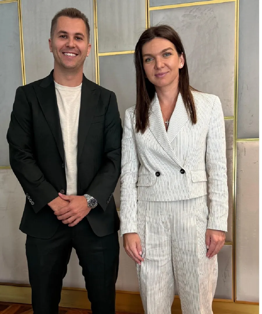 simona halep contract