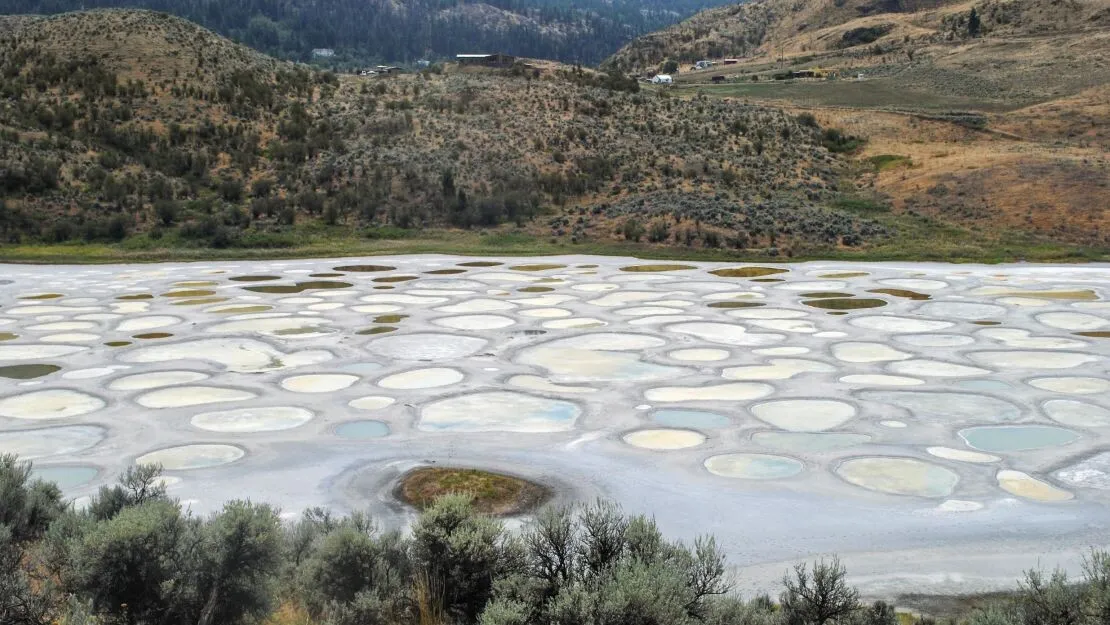Spotted Lake, Canada