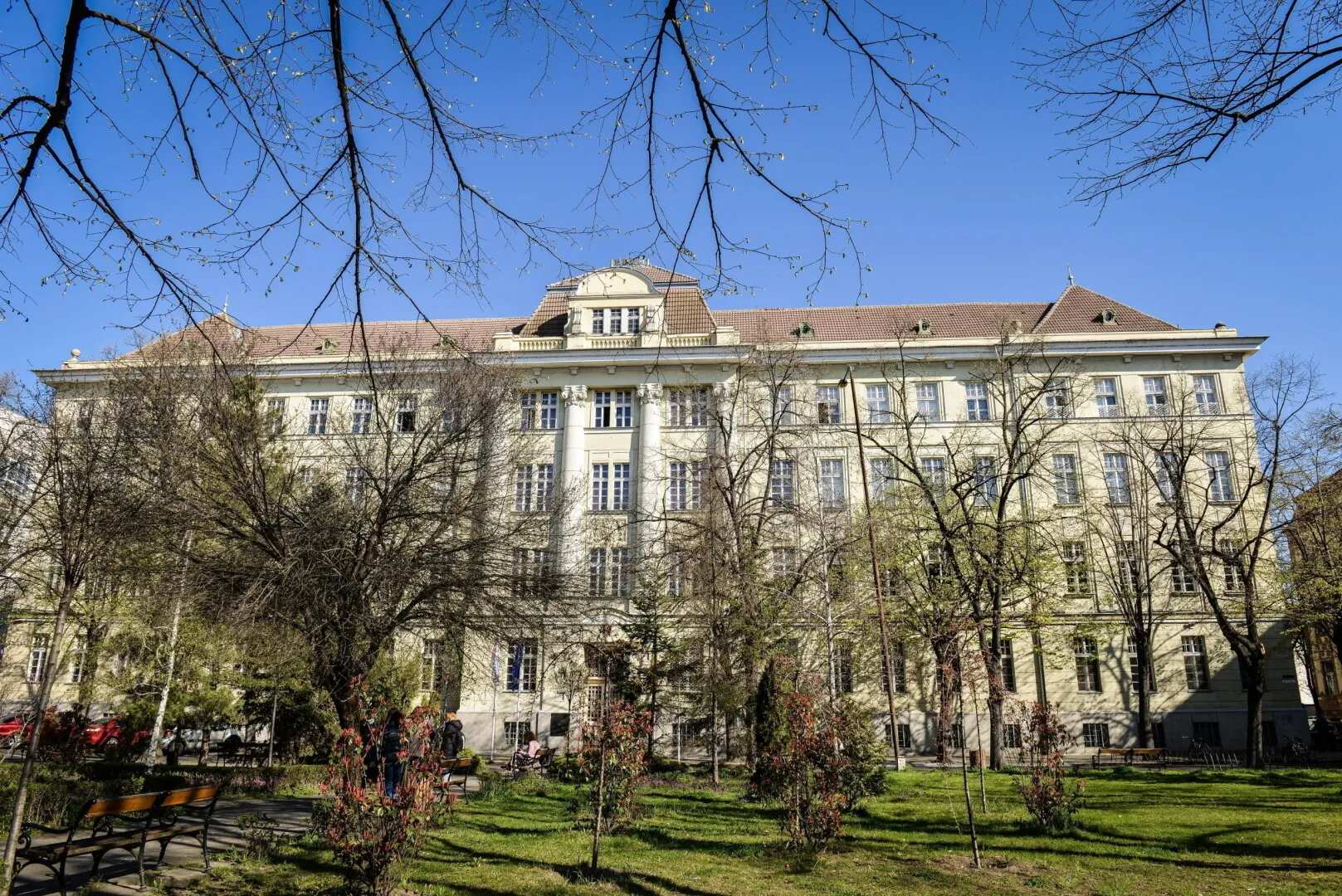 Noul an universitar la Facultatea de Medicină, sub semnul dezvoltării competenţelor practice şi a comunicării cu pacienţii