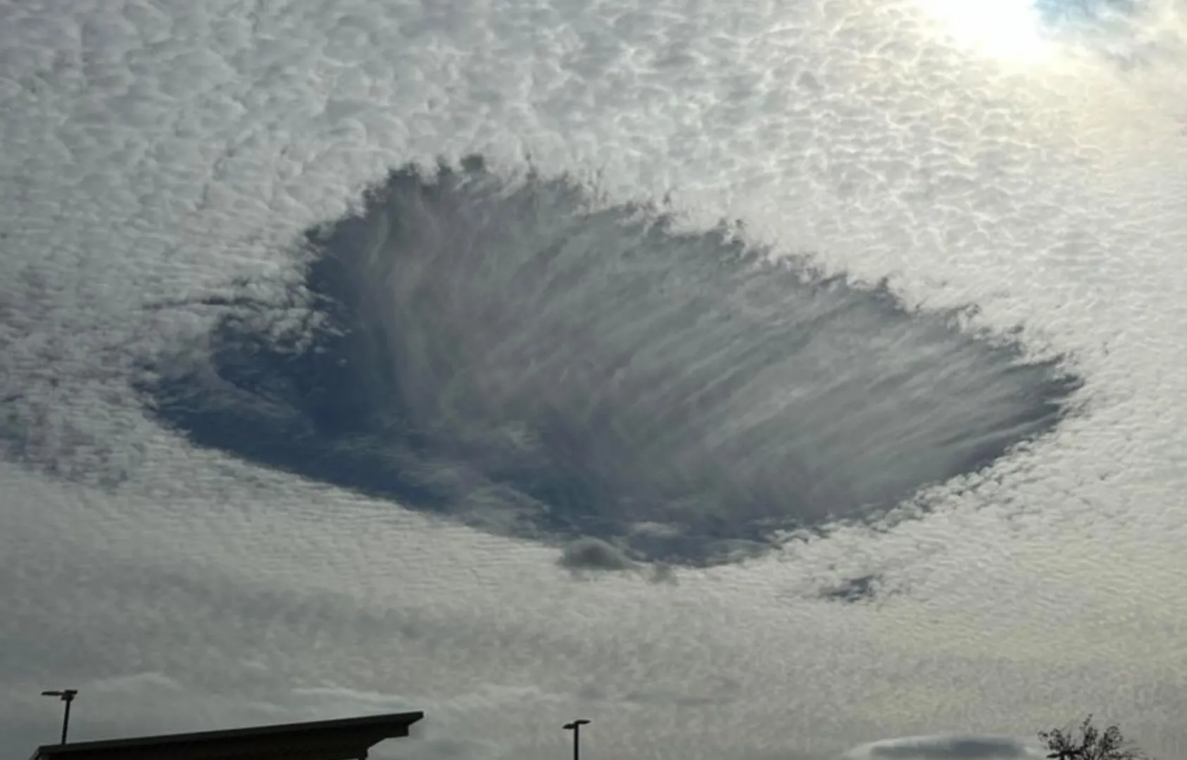 Mii de locuitori din sud-estul Franței și-au întrerupt activitățile pentru a privi mirați la ceea ce a apărut pe cer