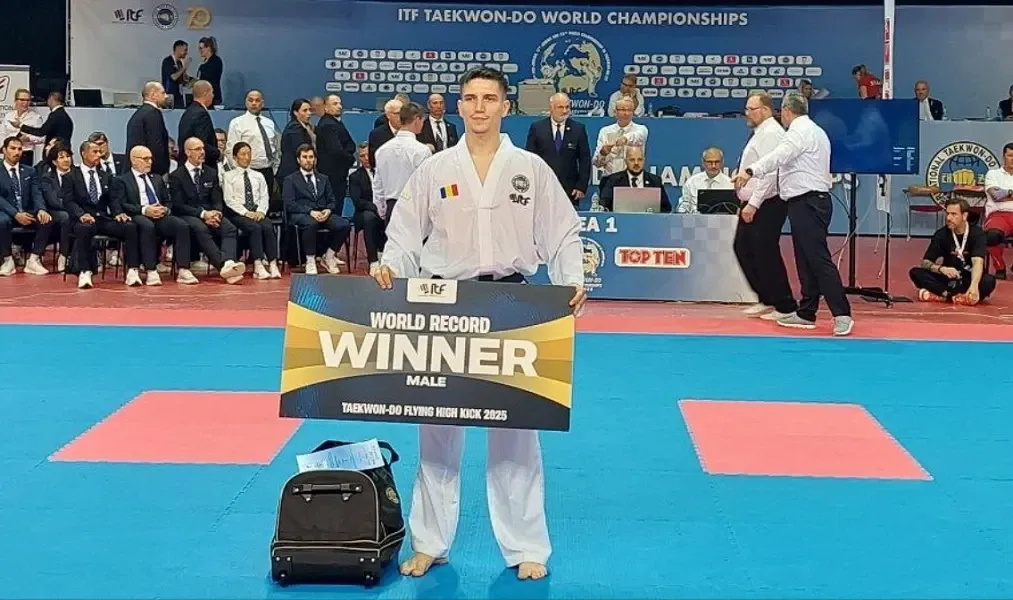 Pompierul Andrei Chiriac, campion mondial la taekwon-do și deținător al unui record mondial