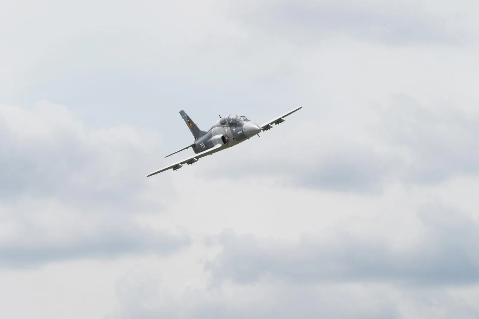 Avioanele IAR 99 SM modernizate la Craiova nu pot fi omologate: Compania riscă să plăteacă penalități uriașe