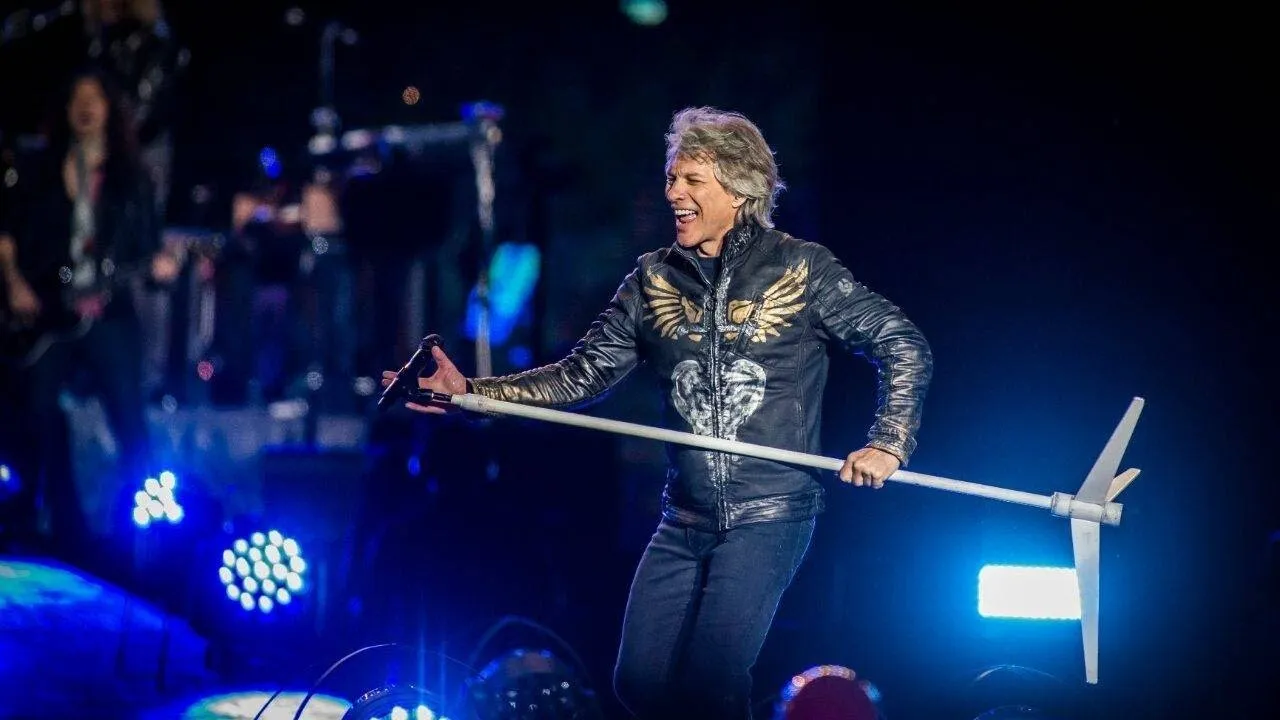 Bon Jovi pornește în turneu. Trupa anunță primul turneu de la operația lui Jon Bon Jovi la corzile vocale