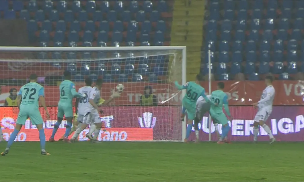 Liderul îşi continuă marşul, U Cluj – FC Botoşani 0-2