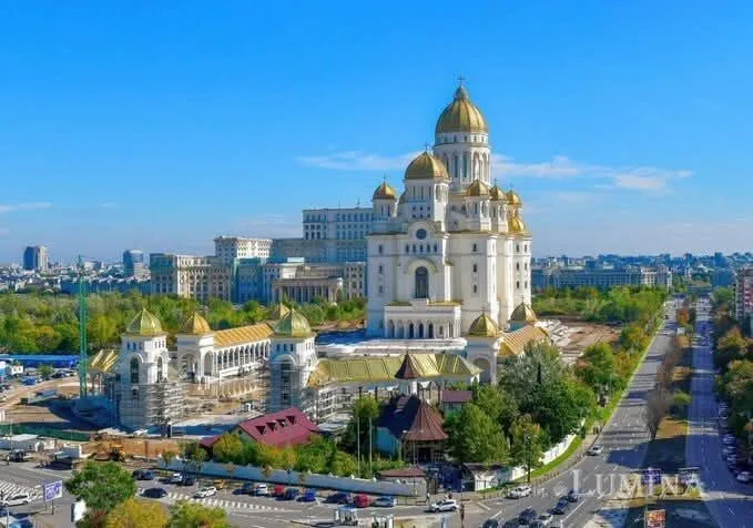 VIDEO Un vis de peste 100 de ani devine realitate! România sfințește cea mai mare catedrală ortodoxă din lume - uriașa construcție 'bifează' mai multe recorduri
