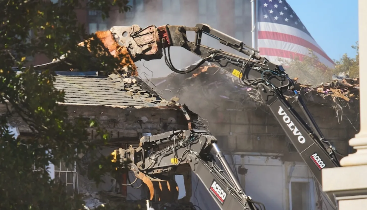 Casa Albă, în haos total: Aripa de Est a fost complet demolată la ordinul lui Donald Trump