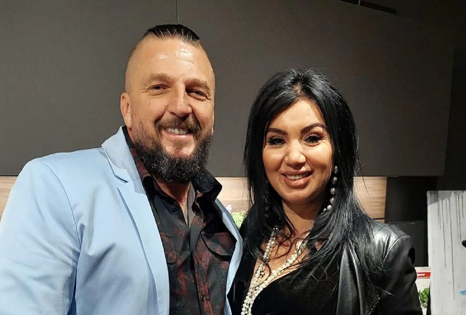 FOTO Adriana Bahmuțeanu și George Restivan s-au căsătorit la aproape o lună de la moartea mamei vedetei: 'În memoria ei am venit astăzi aici'