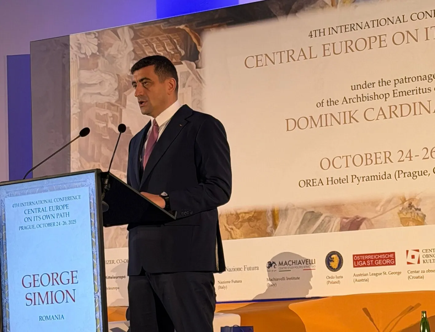 George Simion 'a explodat' în fața liderilor central-europeni: 'Nu suntem împotriva UE, dar refuzăm să fim tratați ca cetățeni de clasa a doua'