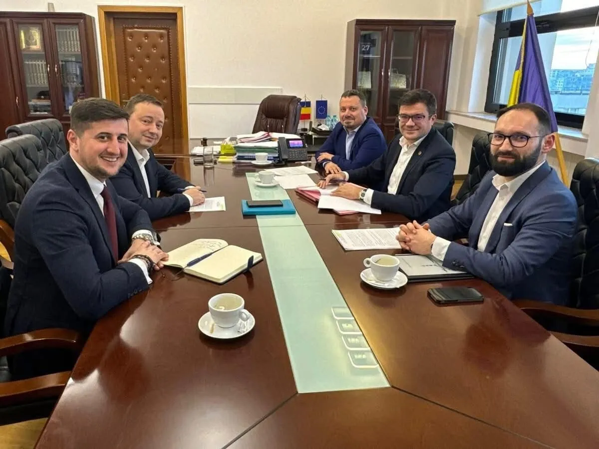 Lucian Rusu: 'Autostrada Unirii trece de la promisiune la realitate' – Contract de 4,7 miliarde lei semnat pentru primul tronson al A8