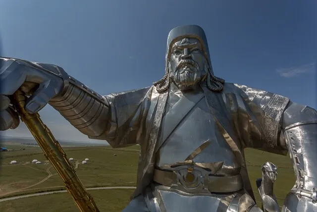 Statul care și-a numit fondul suveran după unul dintre cei mai mari cuceritori din istorie vizează intrarea pe piața centrelor de date