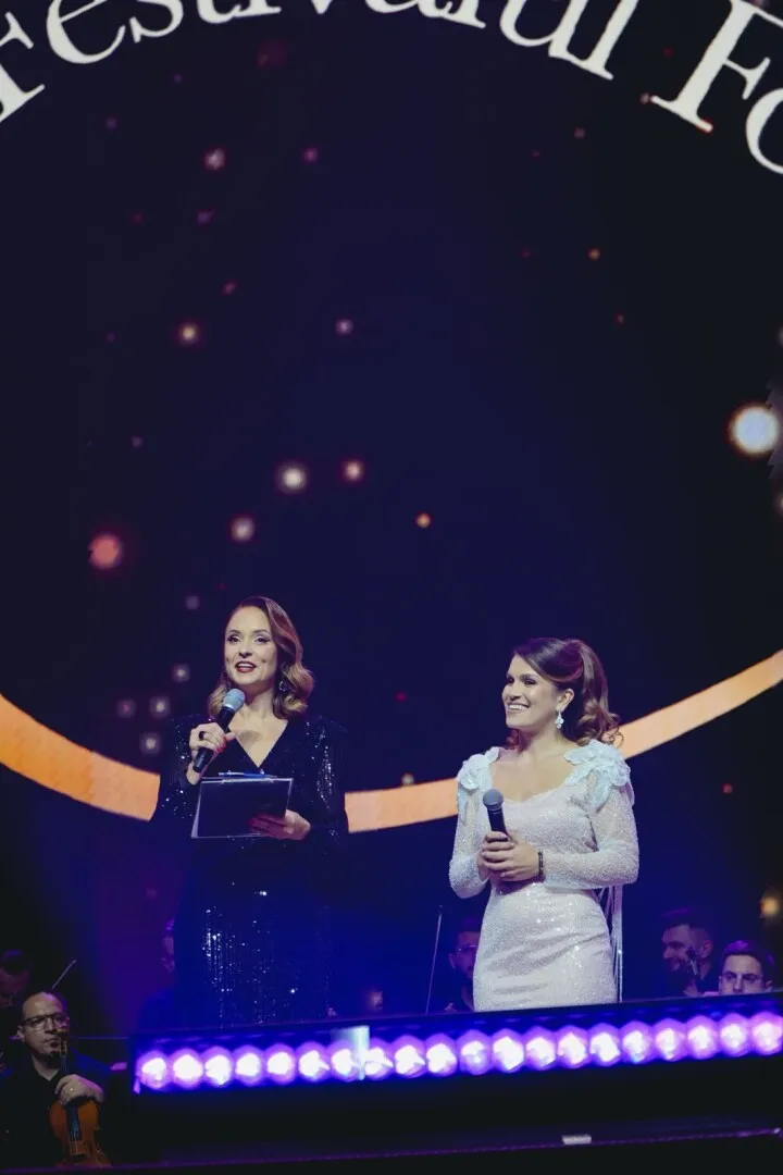 VIDEO-FOTO Seară de neuitat la Cluj: peste 7000 de oameni au fost prezenți la spectacolul artistei Oana Bozga-Pintea