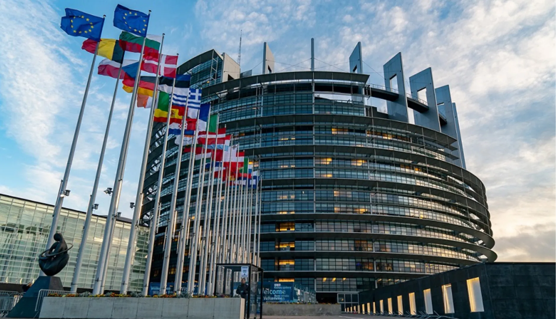 Lovitură neașteptată pentru Kiev: Bruxelles-ul blochează împrumutul pentru reparații acordat Ucrainei