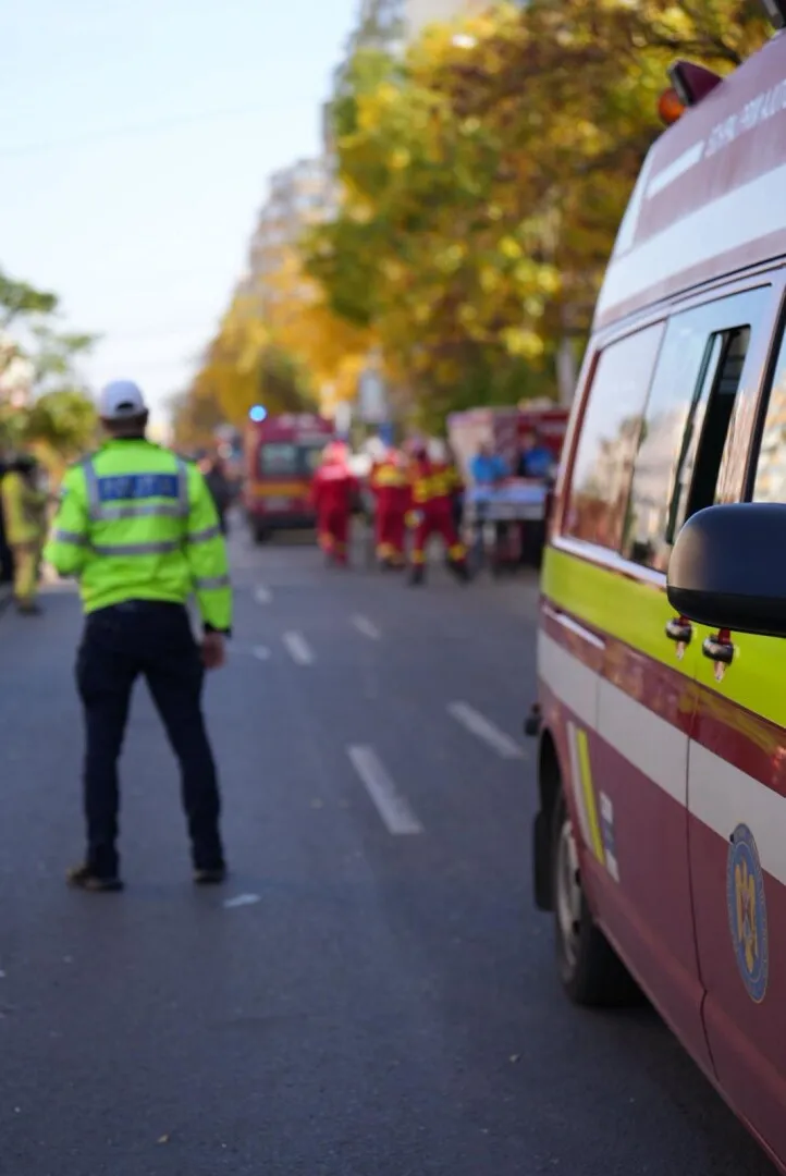 Explozia din București dă peste cap traficul: STB vine cu precizări despre devierea traseelor mijloacelor de transport în comun