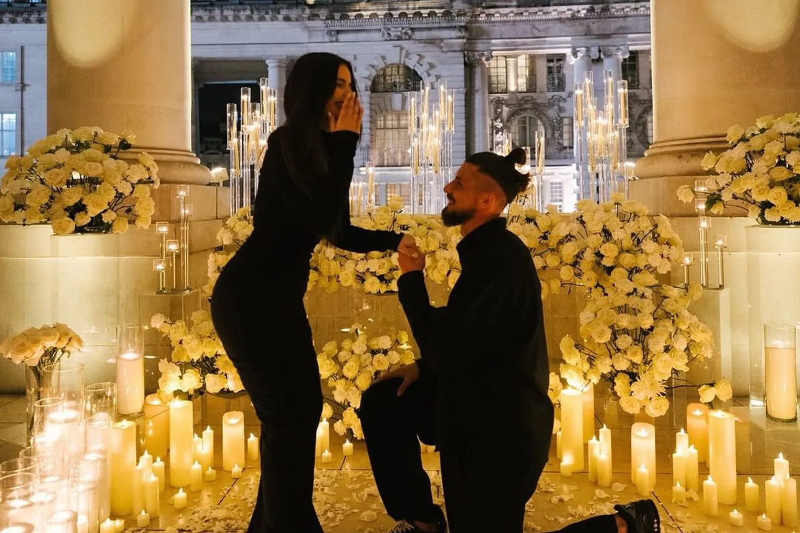 Moment emoționant. Radu Drăgușin și-a cerut iubita în căsătorie