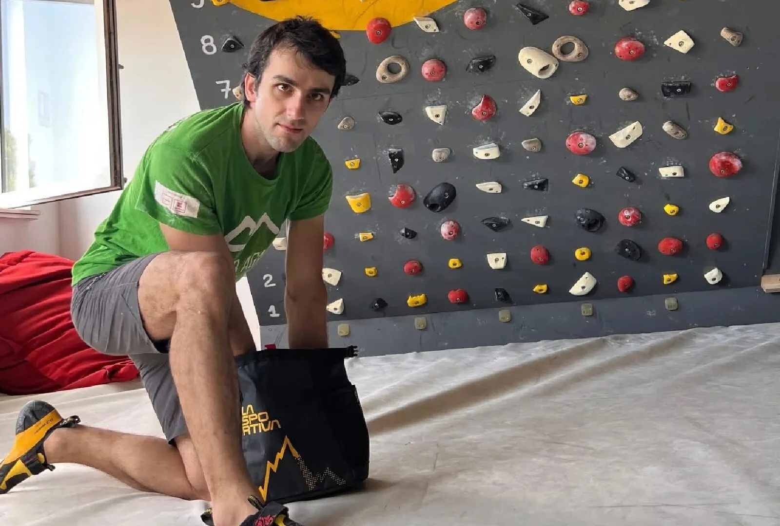 FOTO Vede doar 1%, dar este campion mondial la para escaladă