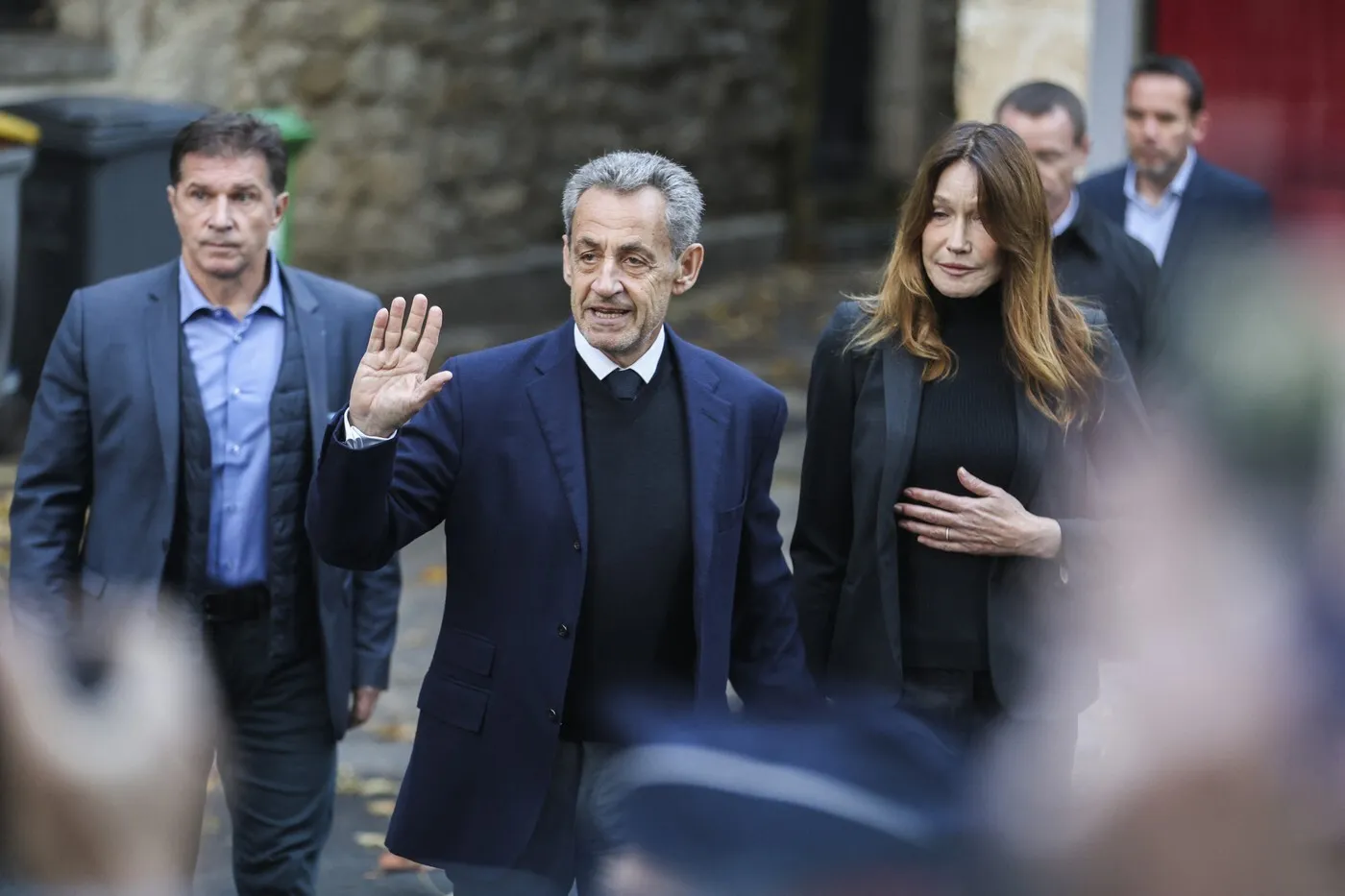 O mătură, ton și iaurt. Primele informații despre noua viață a lui Nicolas Sarkozy în închisoare