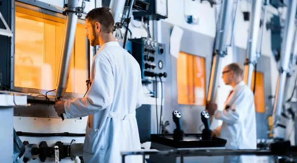 Un singur reactor modular de la Doicești poate alimenta o fabrică AI. România pregătește șase SMR-uri pentru era digitală