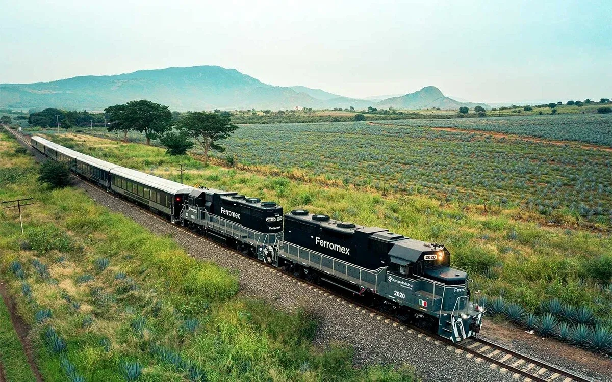 tren mexic