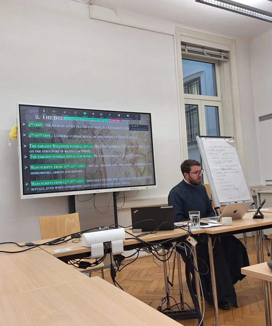 Preotul Vlăduț Roșu a obținut al doilea titlu de doctor în Teologie la Universitatea din Viena