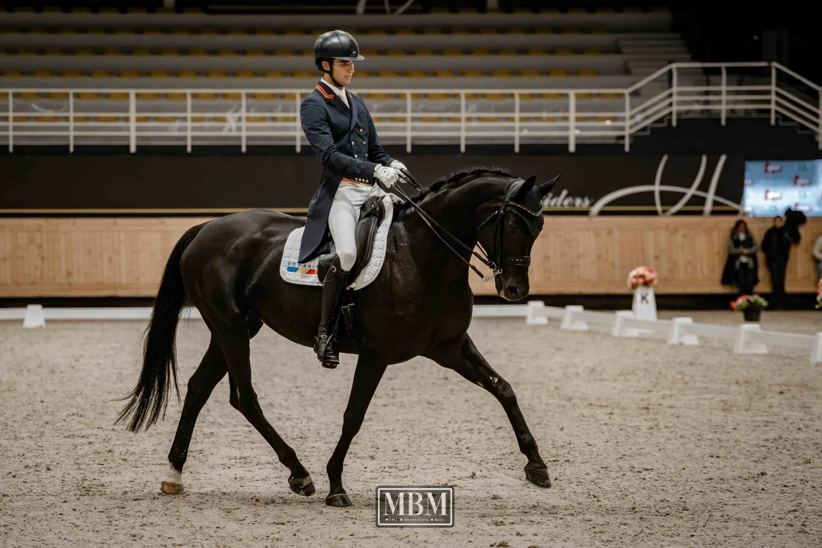 Andrei Dumitrescu trăiește o poveste de film: ziua studiază pentru a deveni medic veterinar, iar seara se antrenează din greu