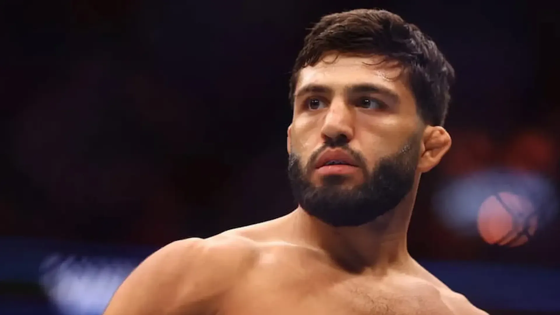 Arman Țarukian câștigă prin abandon la UFC Fight Night Doha