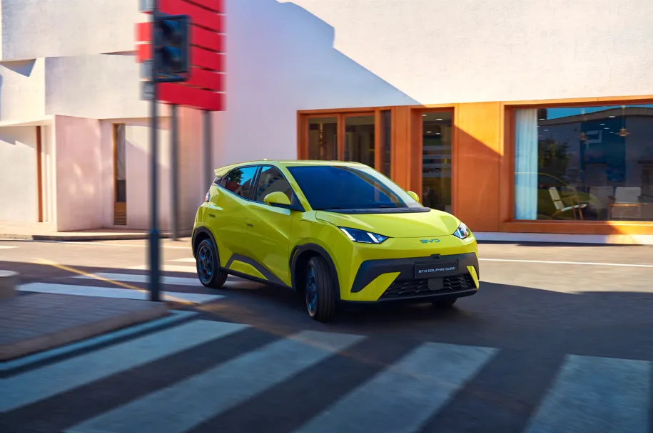 BYD continuă trendul ascendent în România cu rezultate solide în luna octombrie