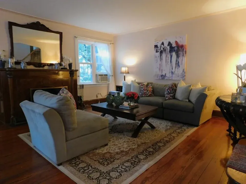 Casa copilarie - Donald Trump