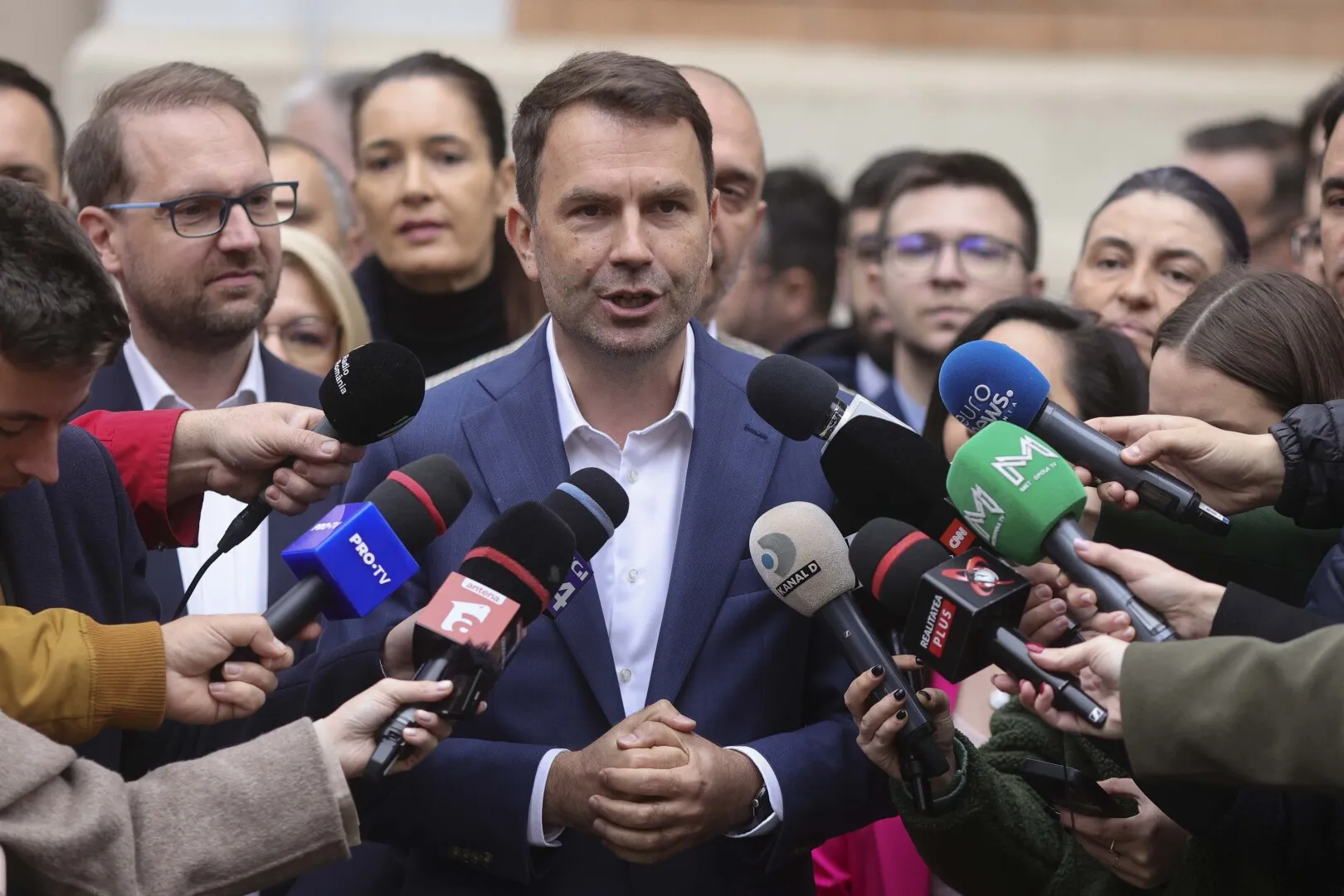 Drulă reacționează: M-au amenințat că mă vor omorî cu sondajele