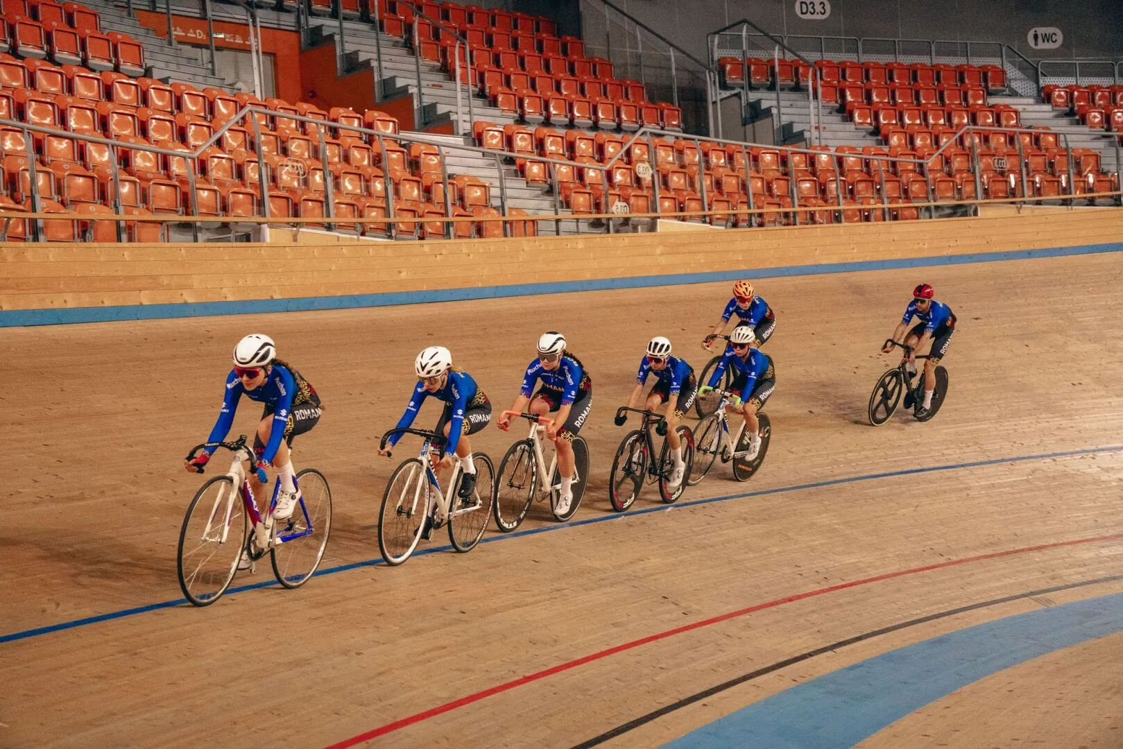 FOTO Lotul României, performanță remarcabilă la Plovdiv: 16 medalii de aur pentru cicliștii tricolori