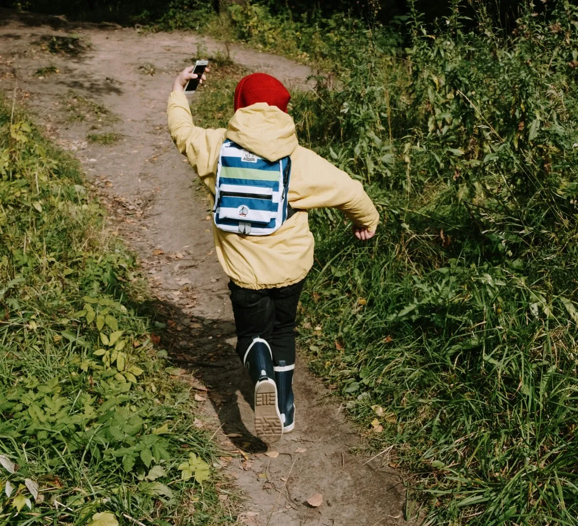 Copil de 11 ani dispărut în Dâmbovița: a fugit în pădure sub privirile părinților