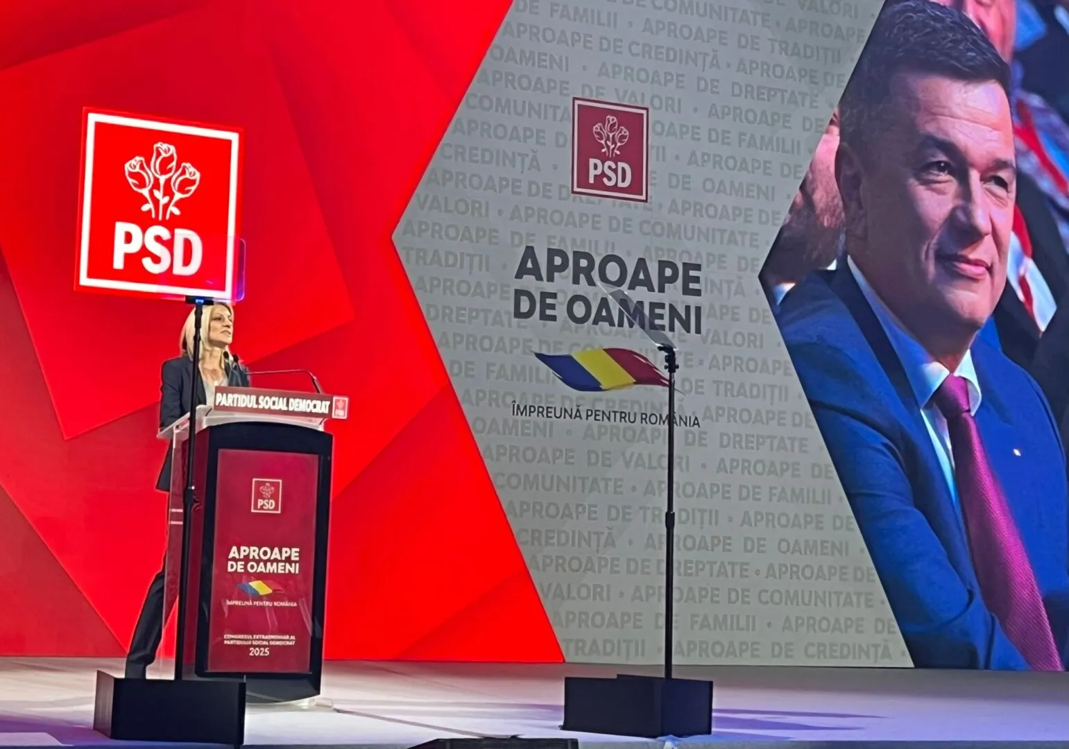 VIDEO Diana Tușa, pe scena Congresului PSD: Reducerea taxelor și respectul față de cetățean ar fi adevărata reformă, nu concedierea oamenilor!