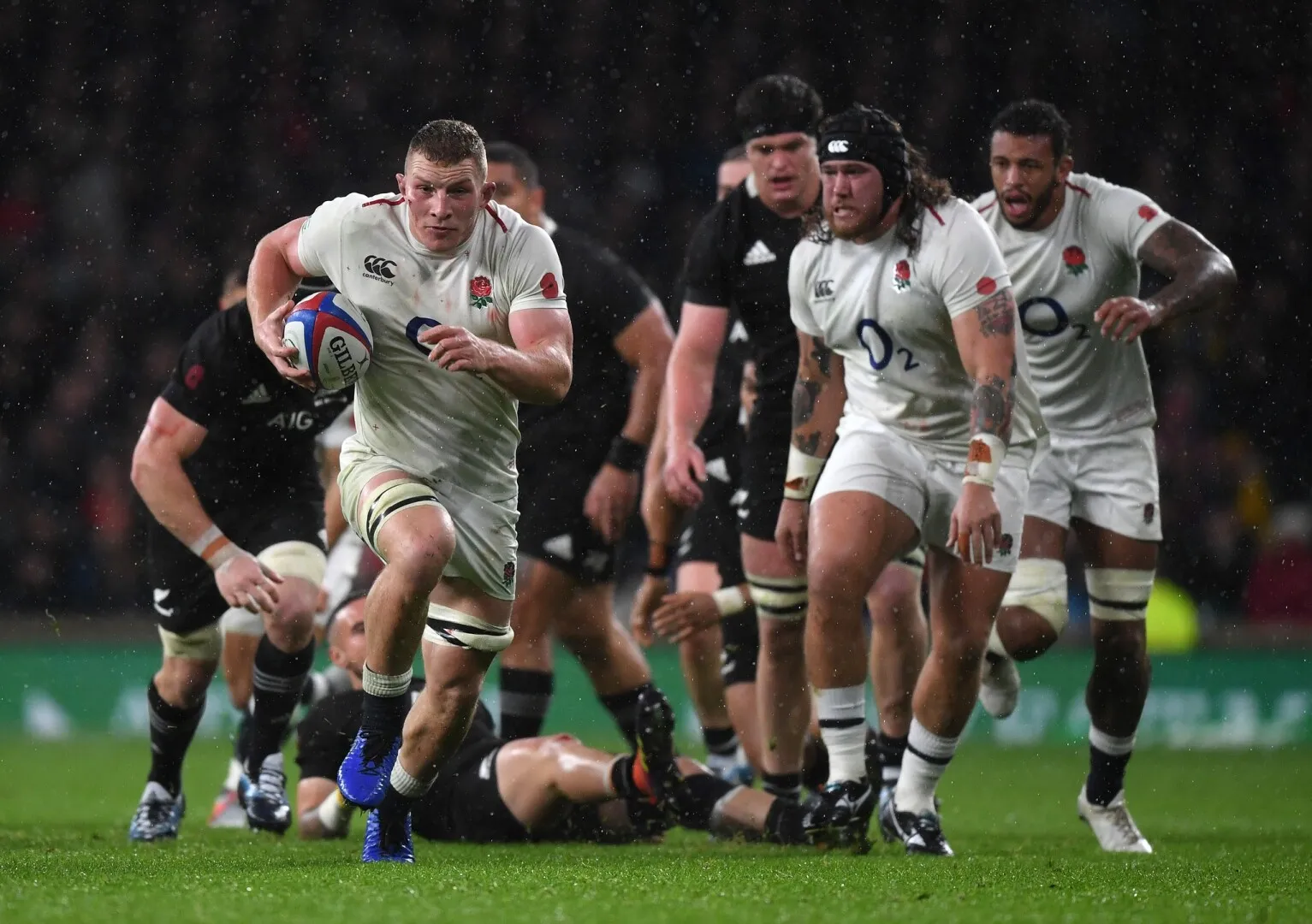 VIDEO Emma Răducanu ajută selecţionata Angliei să pregătească meciul cu All Blacks