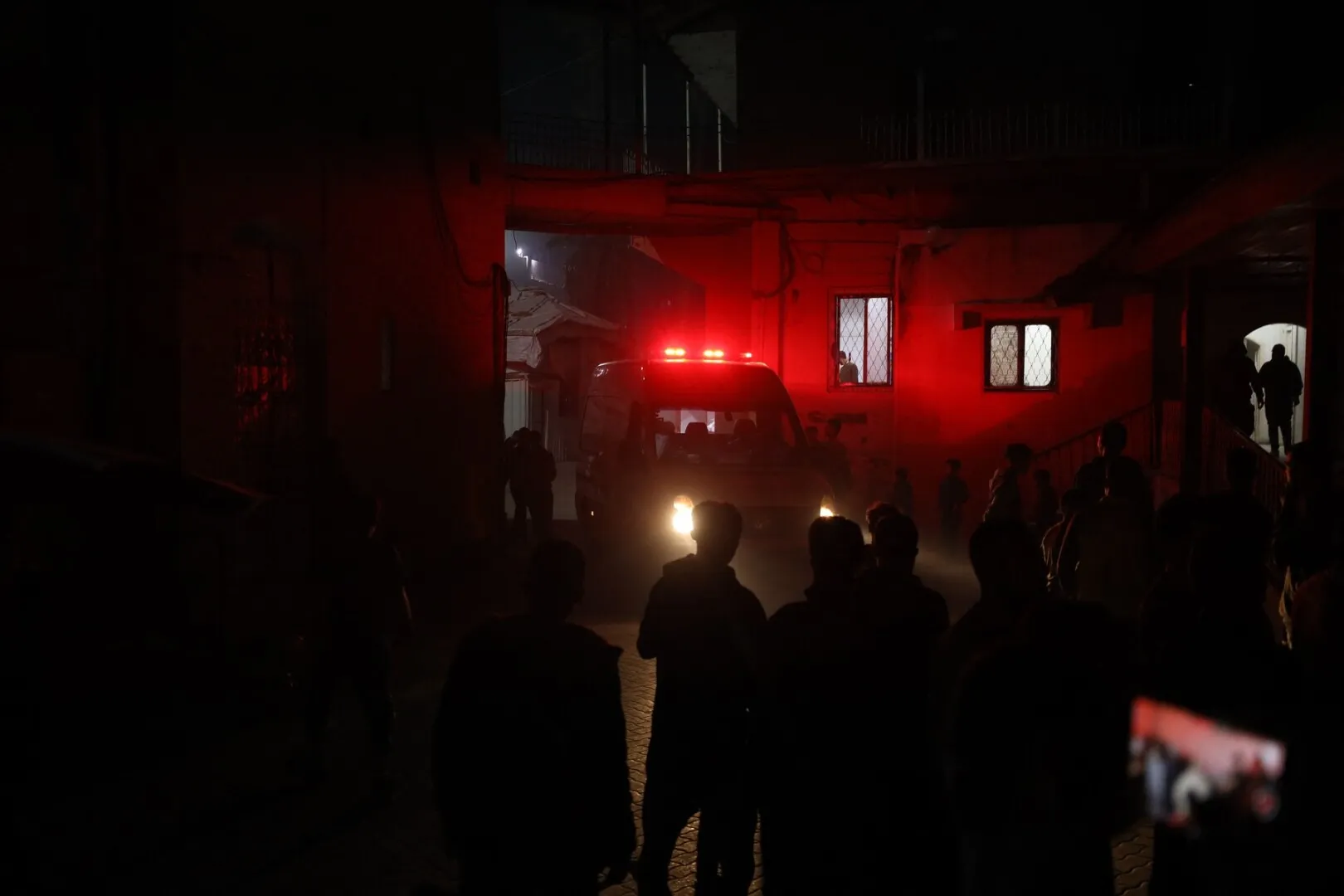 Israelul a atacat puternic în Gaza: Armistițiul 'moșit' de Donald Trump atârnă de un fir de ață