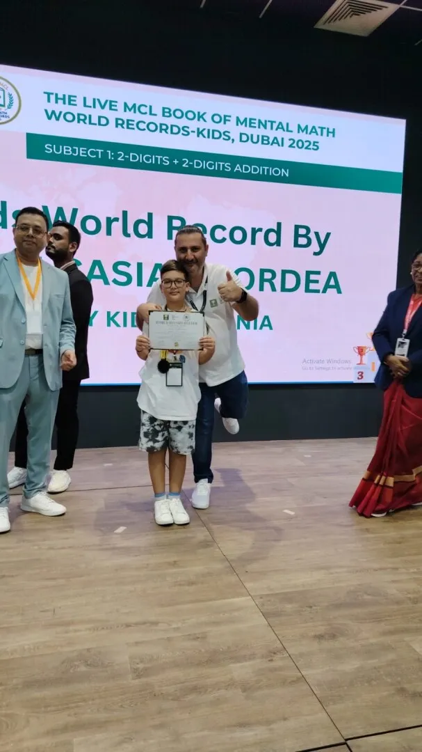 VIDEO Un copil-geniu al României cucerește Dubaiul: Kevin Casian Bordea, doar 10 ani, stabilește un record mondial absolut la matematică mentală