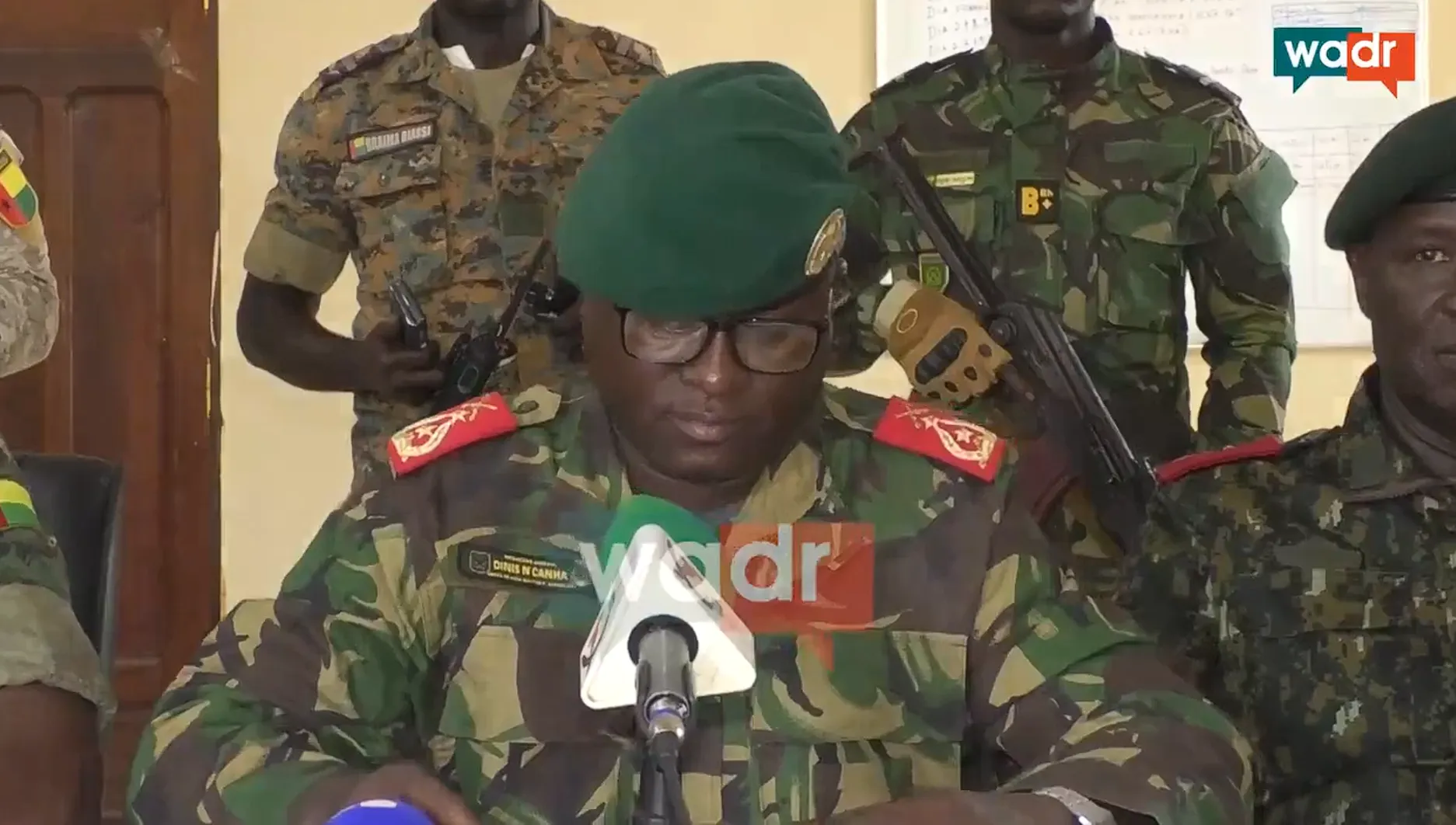 VIDEO Lovitură de stat fulger în Guineea-Bissau: Regim doborât cu arma în mână; militarii anunță preluarea puterii. Președintele Embaló, arestat