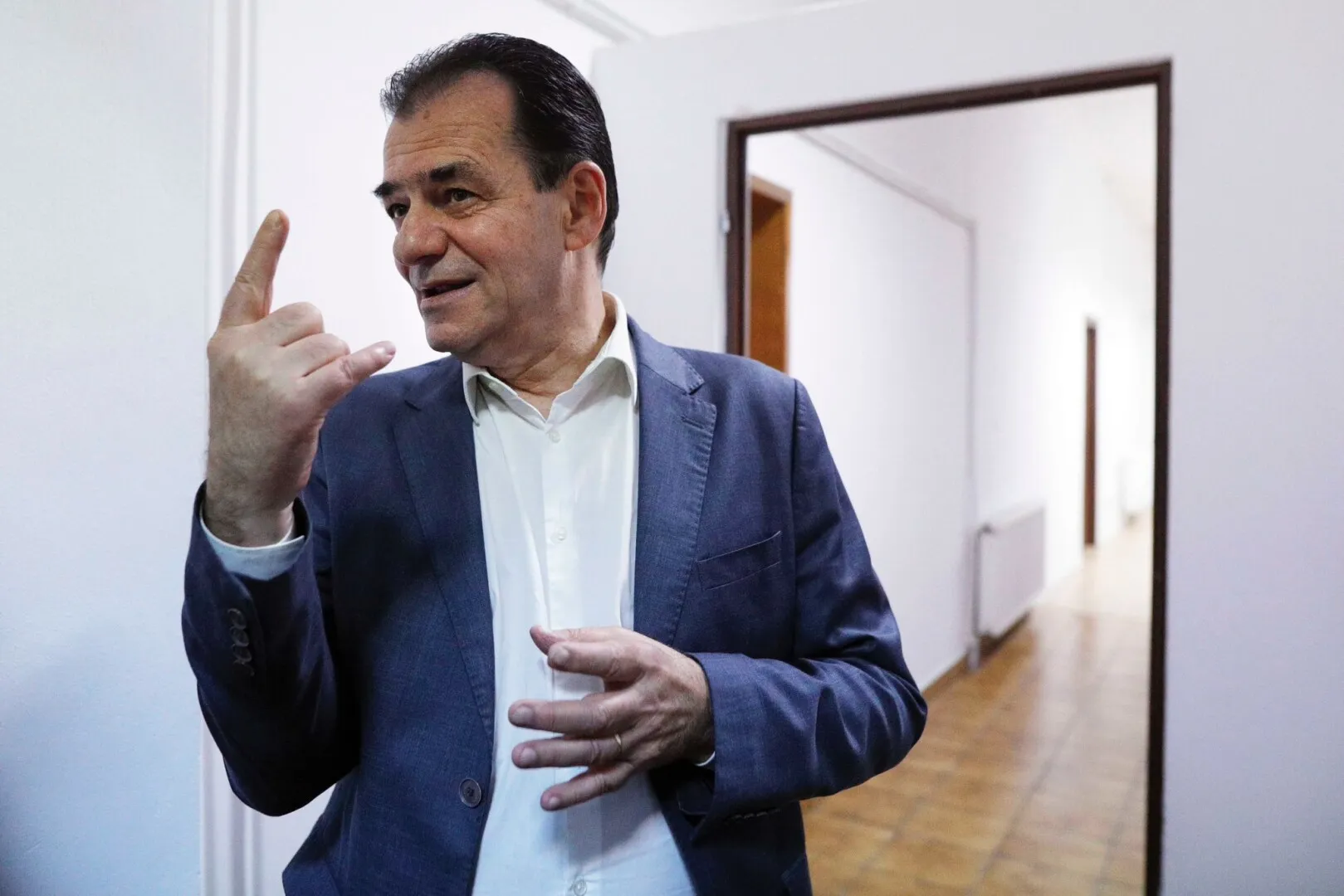 EXCLUSIV Ludovic Orban îi răspunde lui Ilie Bolojan: 'Dezbrăcat de croiala prezidențială, sunt deschis discuțiilor'