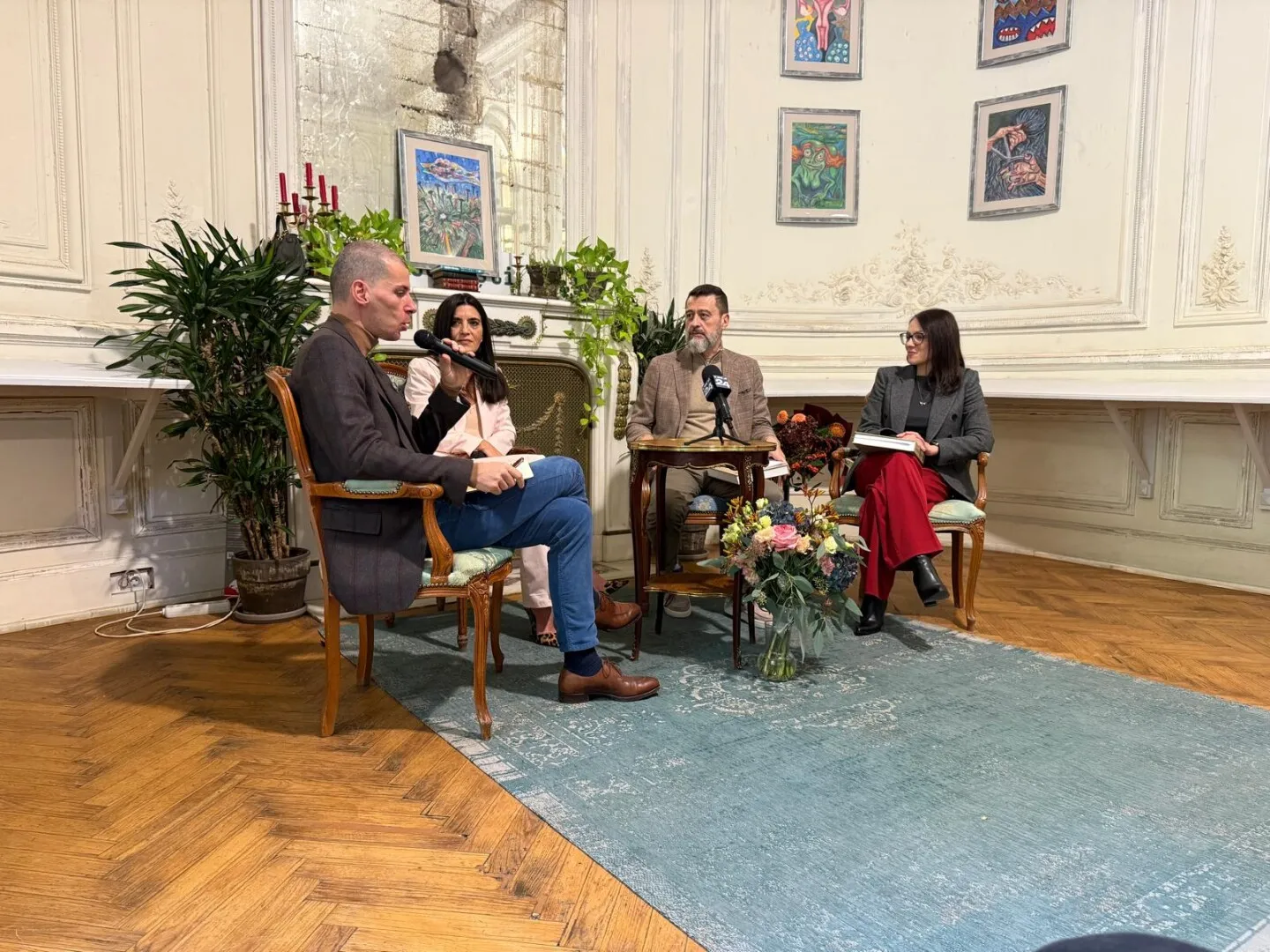 Mihaela Nicola din priviri Mihaela Nicola din priviri