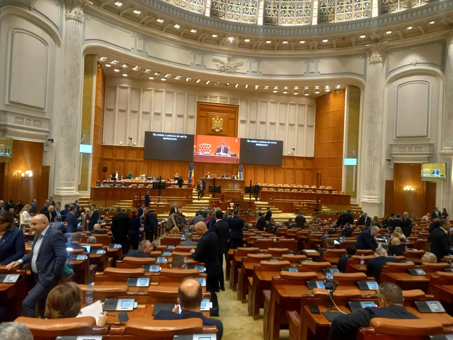 Breaking! Adrian Țuțuianu a fost votat de Parlament la șefia AEP