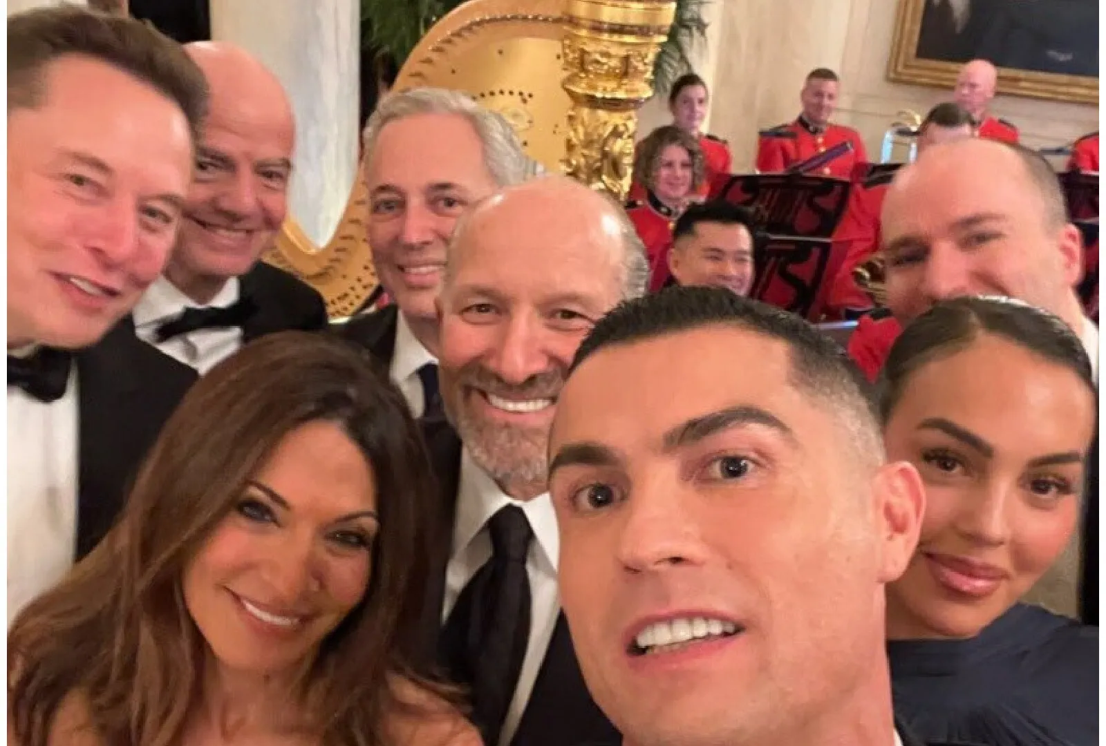 VIDEO Imaginile cu Ronaldo la Casa Albă au devenit imediat virale. Selfie cu Elon Musk. Nu a lipsit nici Georgina