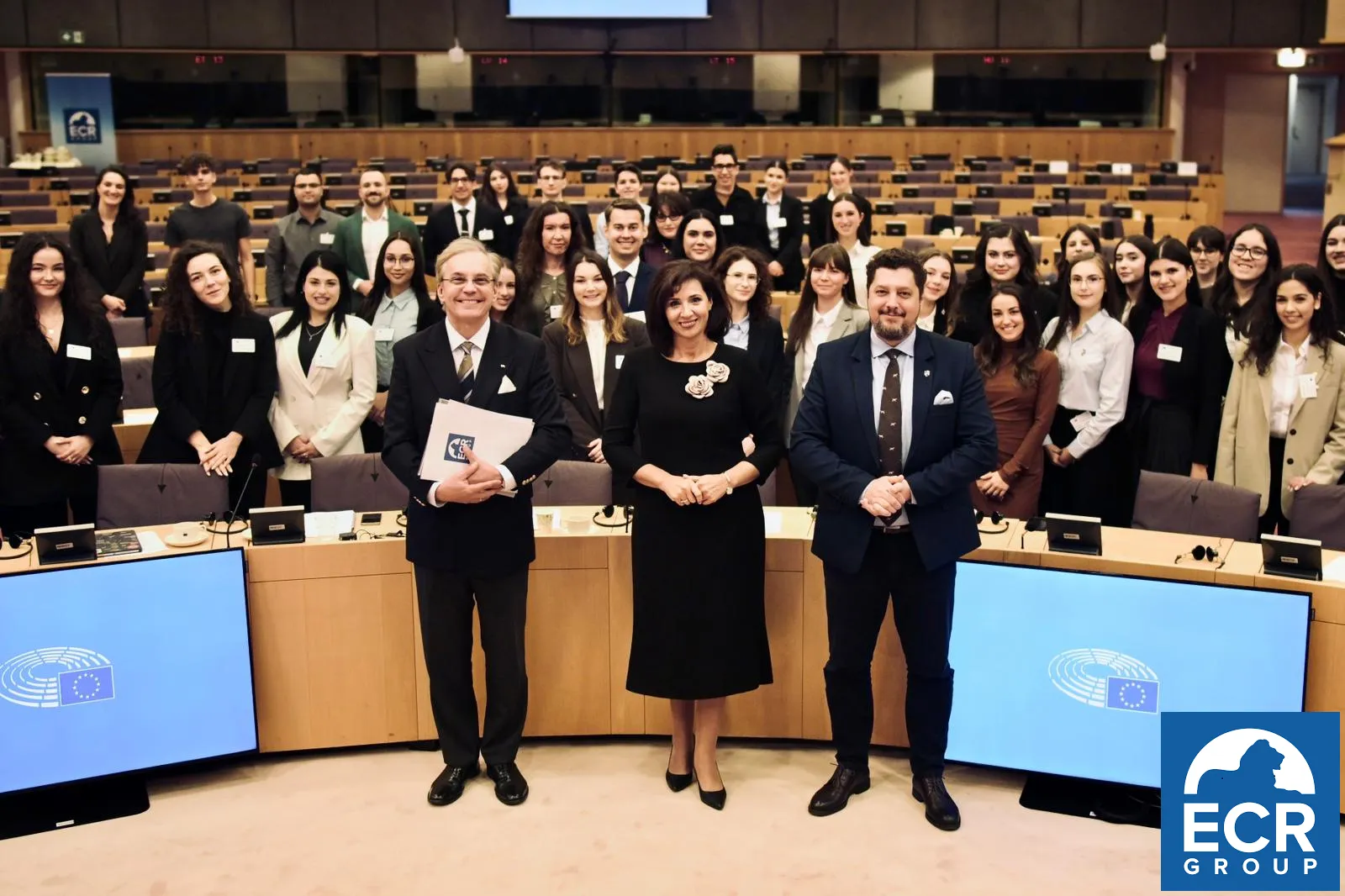 Europarlamentarii conservatori, mai aproape de tineri — în ciuda tuturor etichetelor