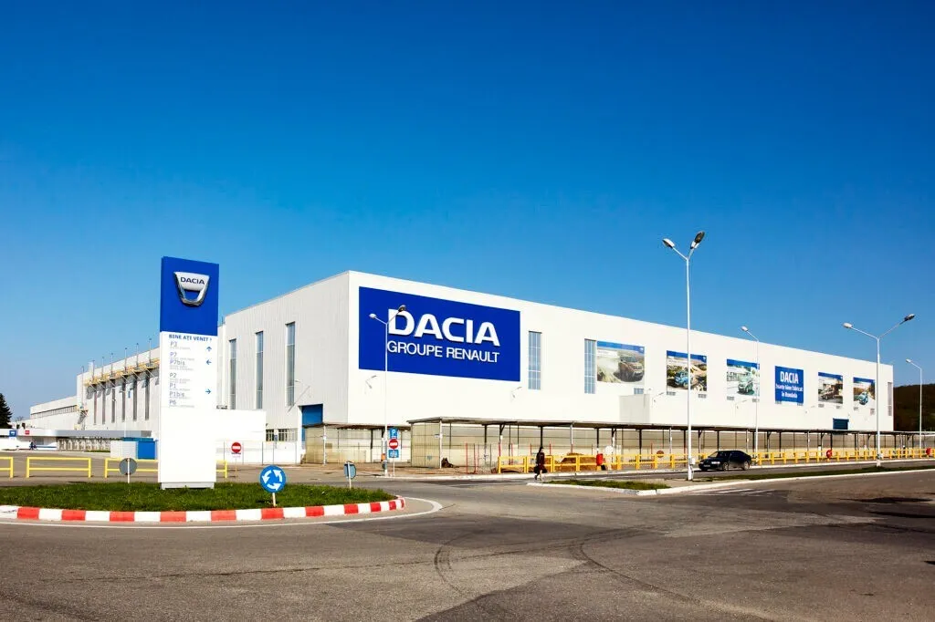 Sindicatul Autoturisme Dacia îşi exprimă îngrijorarea faţă de reducerea producţiei începând din 2026