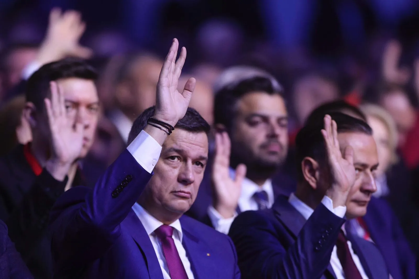 VIDEO Grindeanu le răspunde celor care îl ironizează că a fost singurul candidat pentru șefia PSD