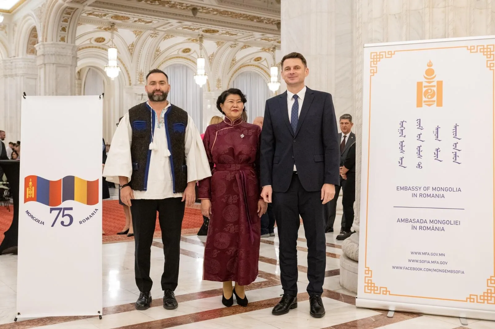 WhatsApp Image 2025-11-07 at 15.18.34 WhatsApp Image 2025-11-07 at 15.18.34