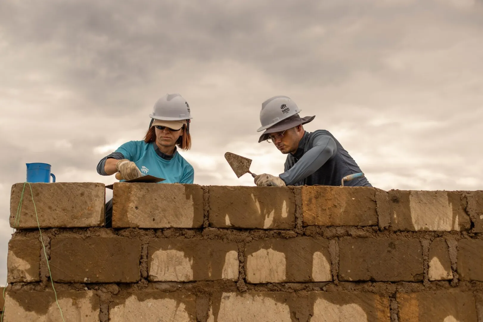 ana si victor romanii morti val urias tenerife ana si victor romanii morti val urias tenerife