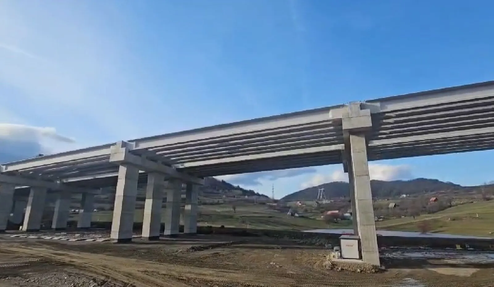 VIDEO Stadiul lucrărilor pe una din cele mai dificile secțiuni din A1. Directorul CNAIR anunță progresul Secțiunii 2 a Autostrăzii Sibiu–Pitești