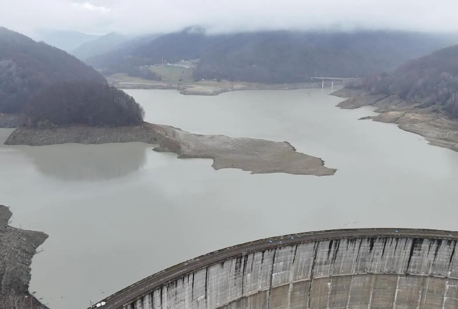 Șeful ESZ Prahova îi răspunde Ministrului Mediului după ce i s-a cerut demisia în criza apei din Prahova