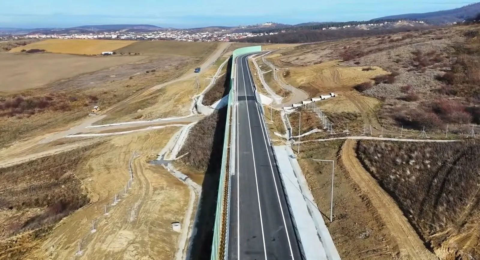 FOTO Inaugurare importantă: România deschide primul drum realizat de chinezi - Miercuri este marea zi