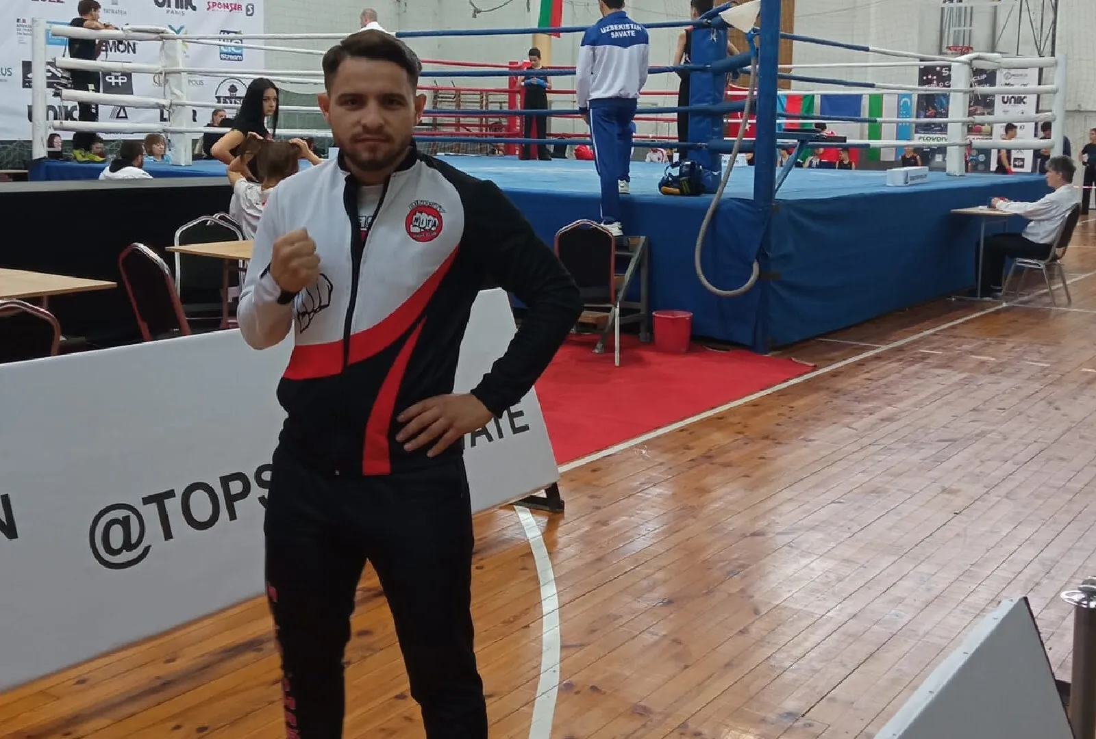 Un fost campion la kickboxing i-a premiat pe laureații sporturilor de contact la Ploiești. 'King of the ring' anunță o gală de excepție
